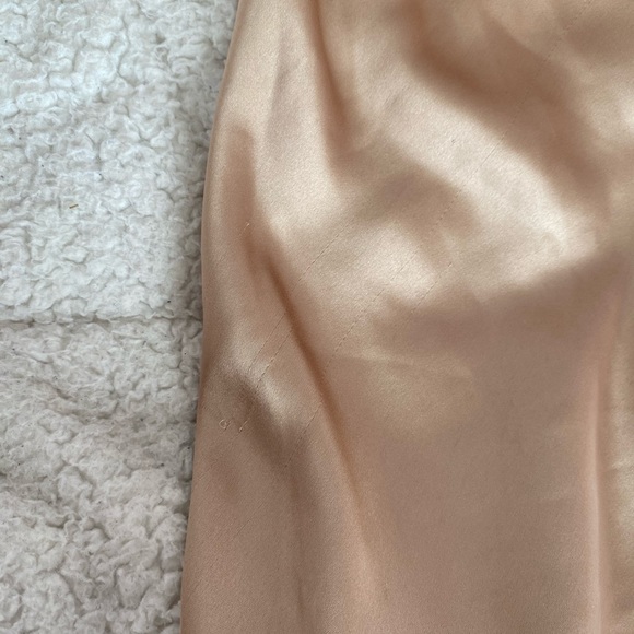 Champagne satin dress - Picture 9 of 12